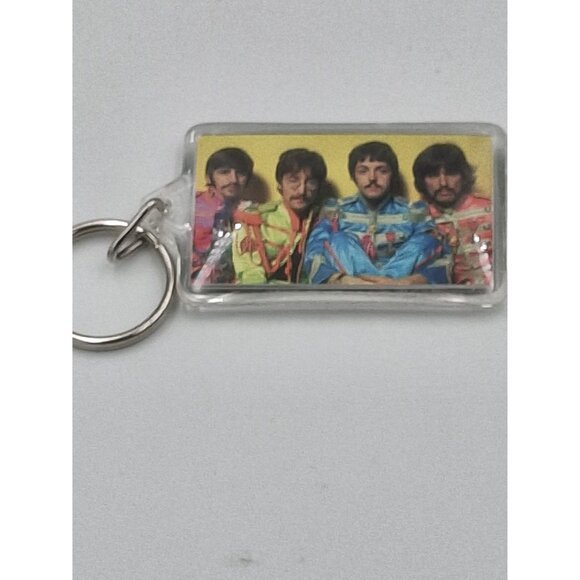 Vintage Beatles Sgt. Peppers Lonely Hearts Club Band Keychain 1996 Reedproductio - Picture 6 of 8